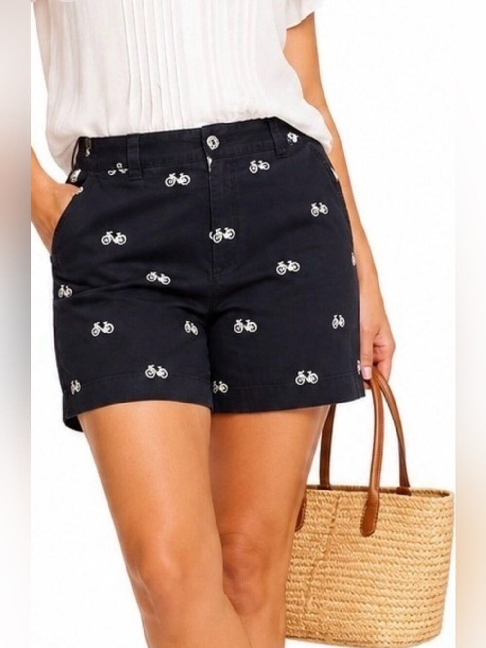 UEC Talbots Navy Blue & White Embroidered Bicycle Chino Shorts 9” Inseam SZ 6P